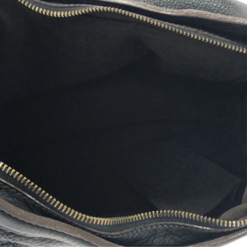 FLASH SALE🔥🔥LOWEST PRICE🔥NO OFFERS🔥LOUIS VUITTON MAHINA CROSSBODY W/COA💗💗💗💗 - Picture 9 of 12